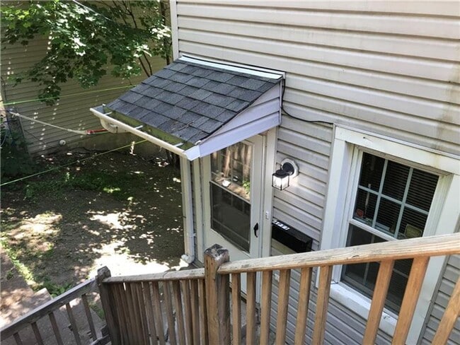 Photo - 3157 Josephine St Apartment