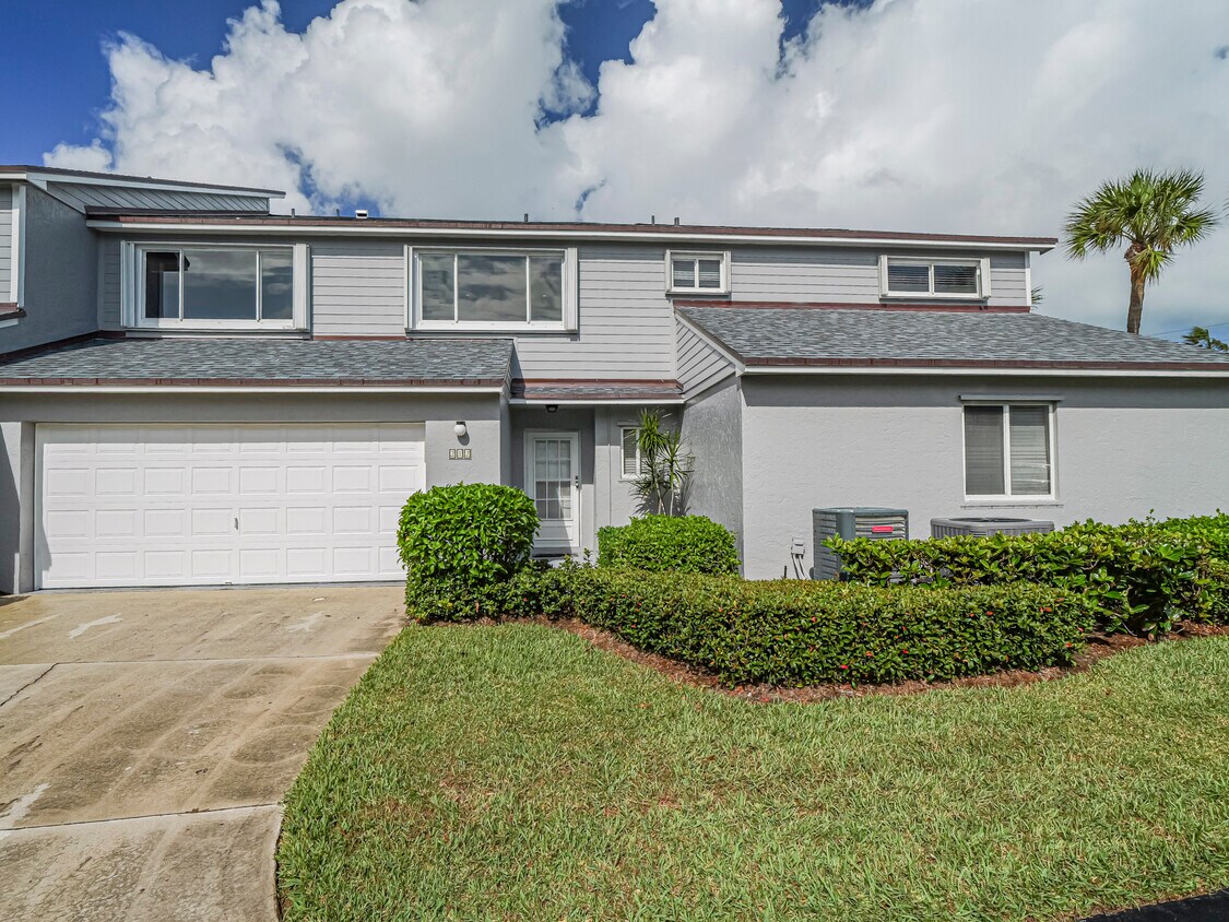 Foto principal - 4949 N Hwy A1A