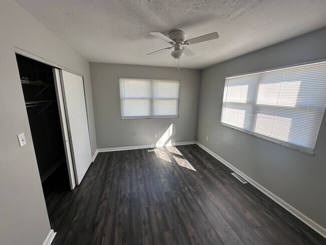 Foto del edificio - 18 Old St Marys Pike