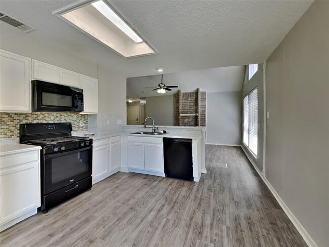 Building Photo - 19631 Coppervine Ln