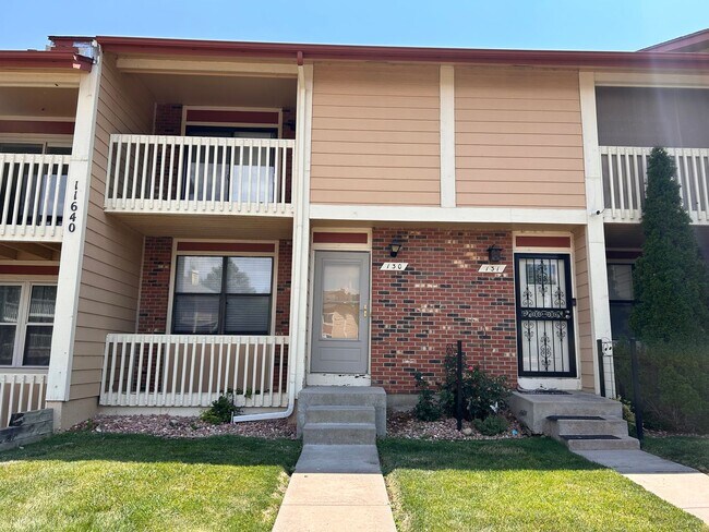 Building Photo - NORTHGLENN, BIG 3 LEVEL TOWNHOME, PRIVATE ...