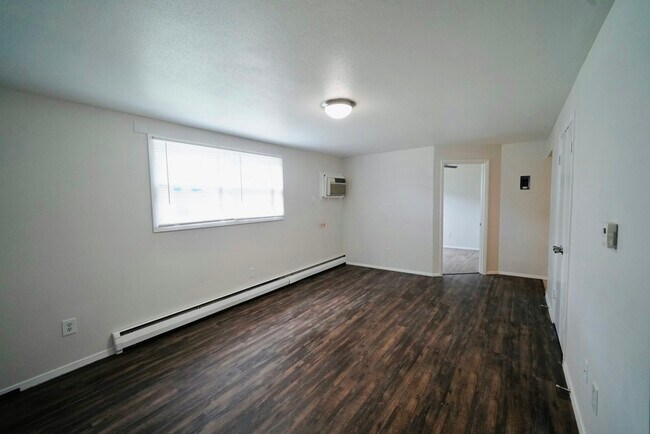 Foto del edificio - 615 W Bennett St