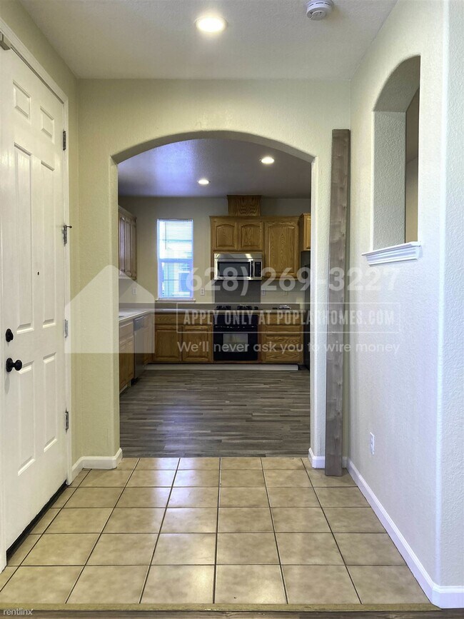 Building Photo - 3 br, 2.5 bath House - 1641 Welford Circle -