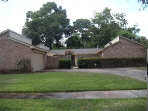 Building Photo - 12622 Amado Dr