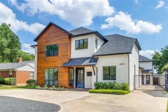 Building Photo - 4052 Park Ln