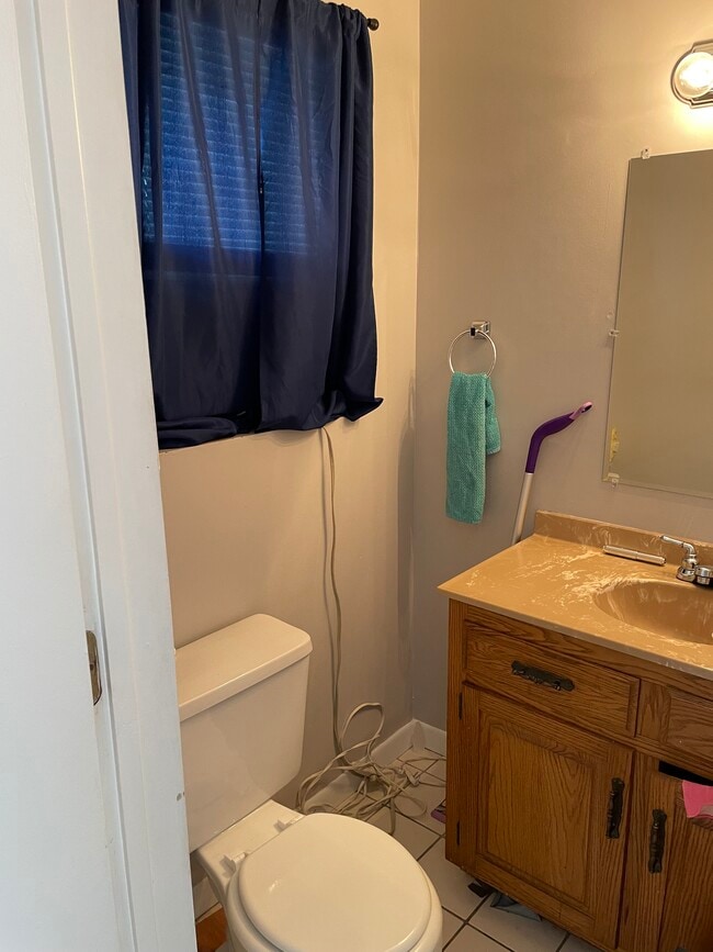 1691 Litchfield Turnpike, Woodbridge, CT 06525 Townhome Rentals in