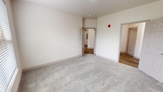 Vernon Bedroom - The Village at Stetson Square