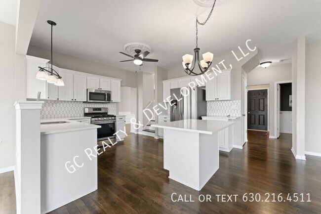 Foto del edificio - 6711 Whisper Glen Dr