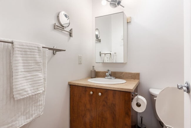 Photo du bâtiment - 1407 Rue Aylwin