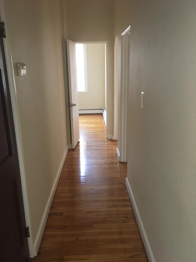 Foto del edificio - 6610 McKinley Pl