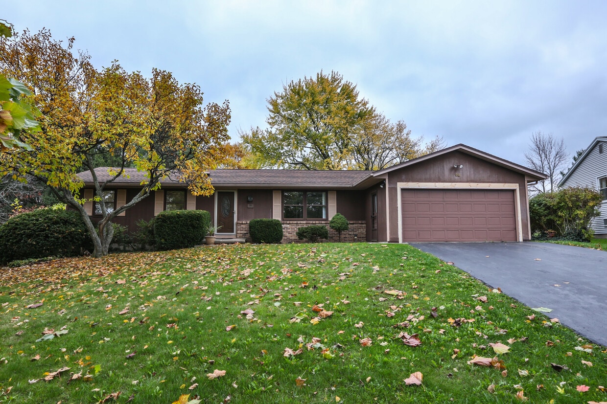 98 Everwild Ln, Rochester, NY 14616 House Rental in Rochester, NY