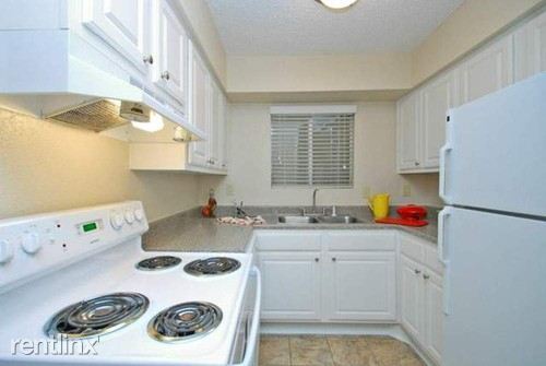 Foto del edificio - 1226 Seagler Rd