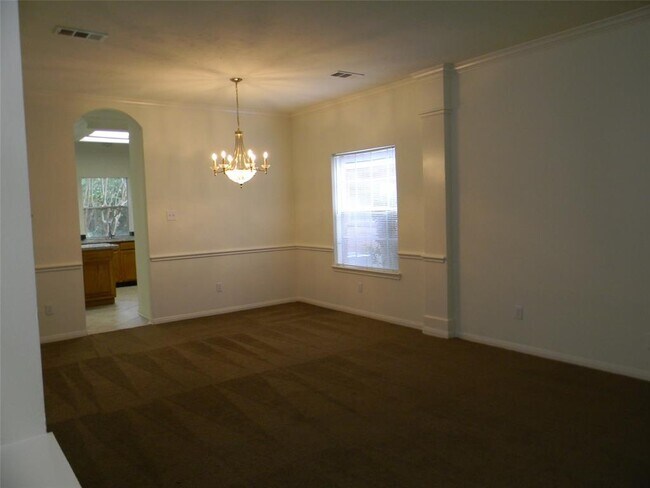 Foto del edificio - 16919 Summerfield Ridge Dr