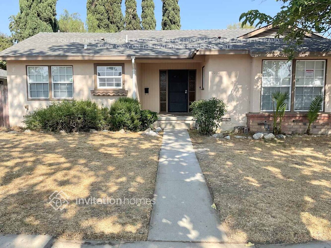 Foto principal - 9930 Montgomery Ave