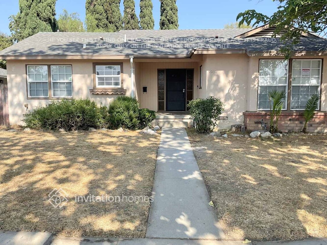 Primary Photo - 9930 Montgomery Ave