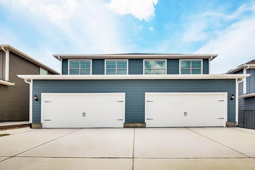 Primary Photo - 1226 Parker Dr