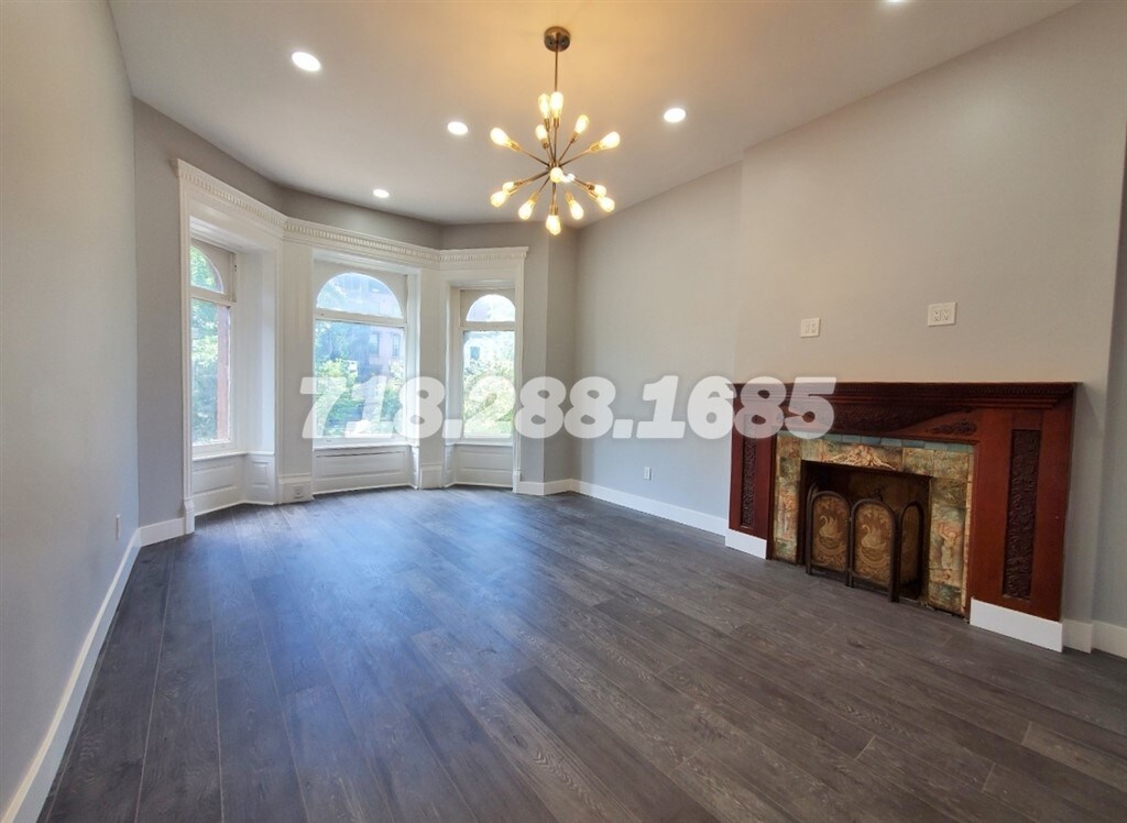 Foto principal - 229 Washington Ave