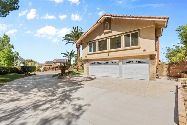 Building Photo - 7130 E Colter Cir