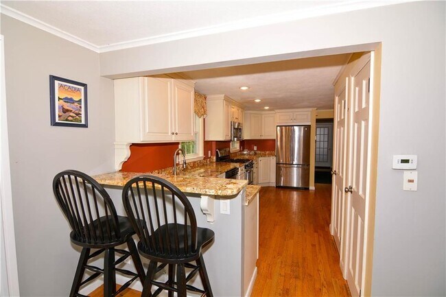 Foto del edificio - 45 Cushing Rd