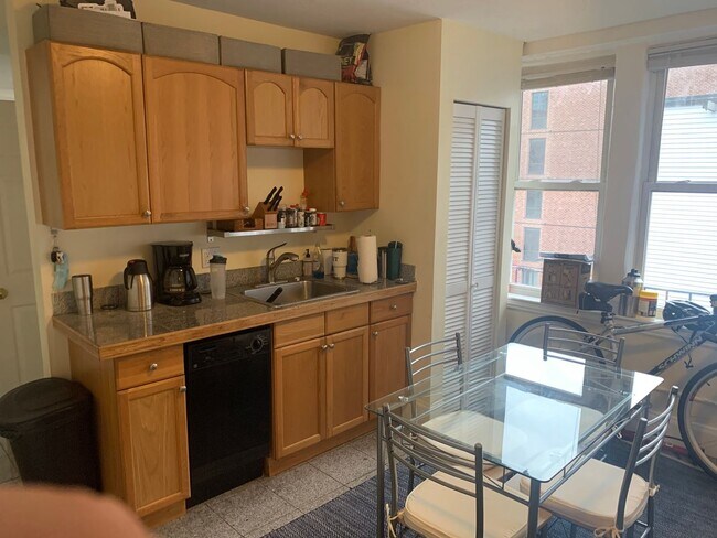 Foto del edificio - 221 Hanover St