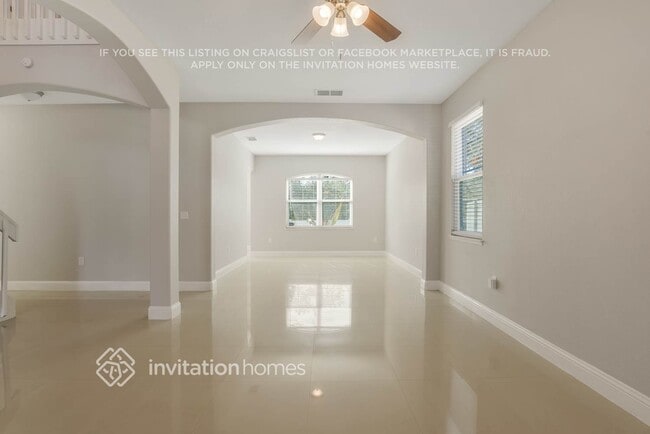 Building Photo - 1146 Lake Biscayne Way