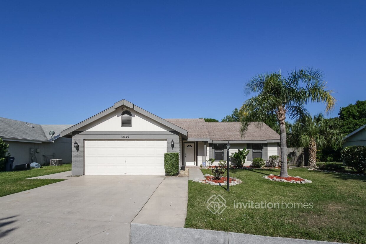 Foto principal - 3539 65th Ave Cir E