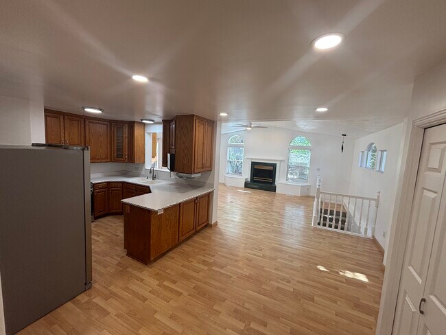 Foto del edificio - 7734 S 1100 E