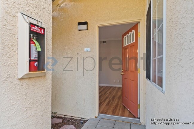 Foto del edificio - 7054 Dublin Meadows St