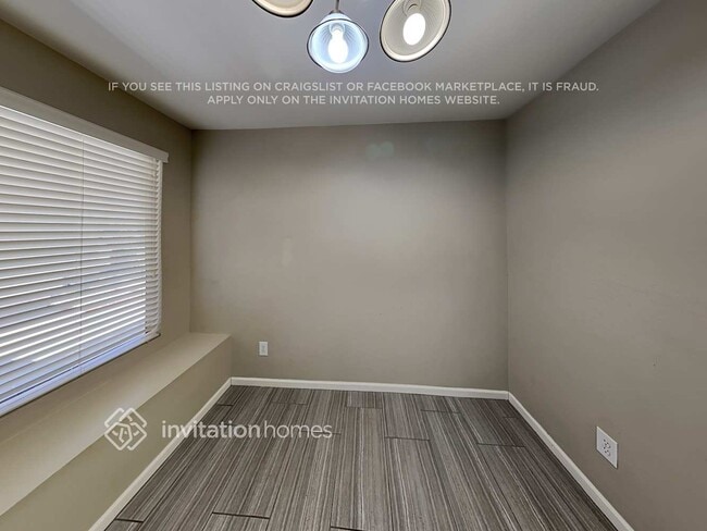 Foto del edificio - 4206 E Tanglewood Dr