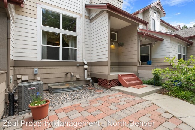 Building Photo - 4 br, 3.5 bath House - 2121 North Fork Drive