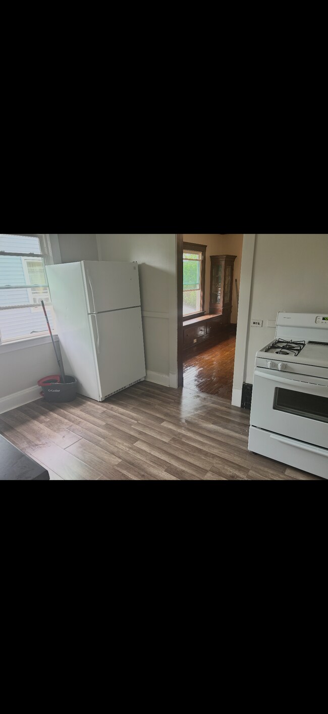 Foto del edificio - 1227 Cranford Ave