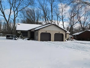 Building Photo - 603 S 22nd St