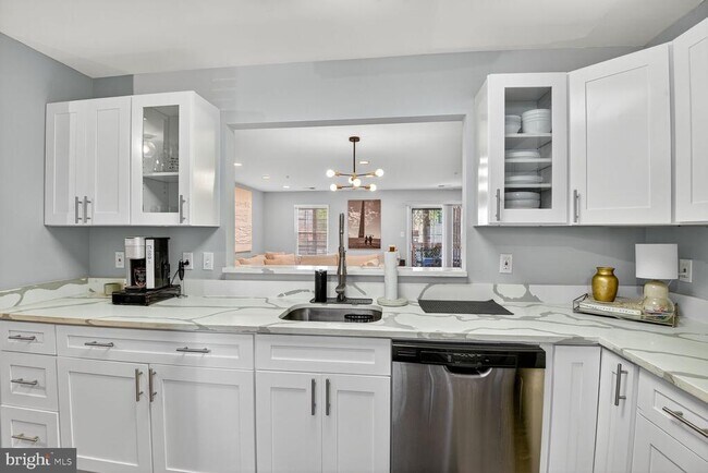 Building Photo - 4110 Crab Apple Ct