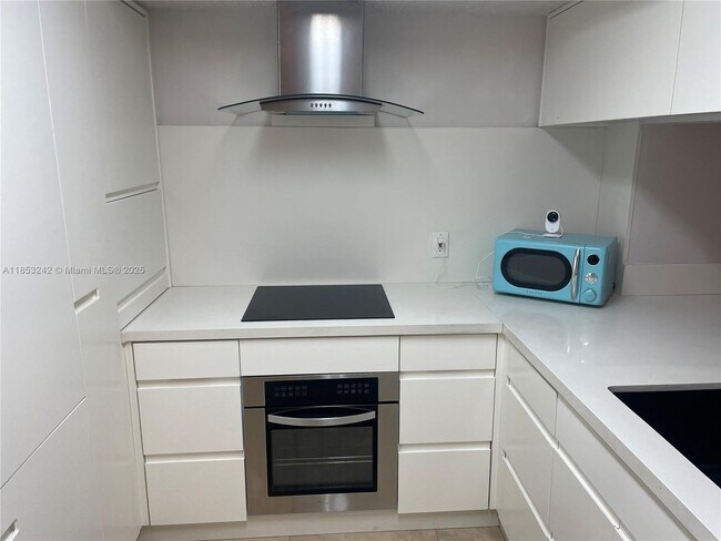Foto del edificio - 430 S Park Rd