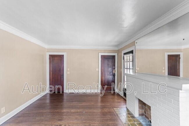 Foto del edificio - 5303 Charlotte St