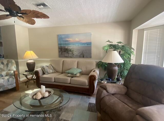 Building Photo - 6310 Ocean Pines Ln