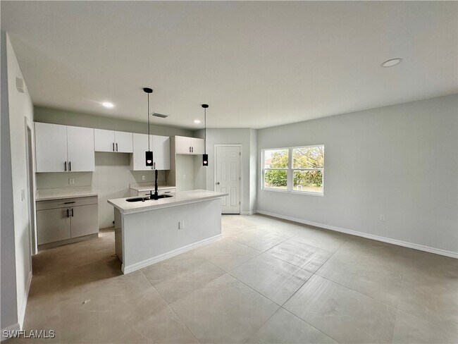 Foto del edificio - 2509 38th St SW