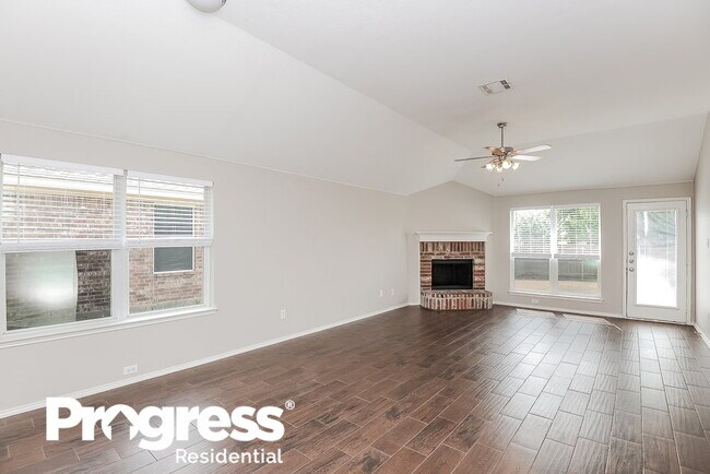 Building Photo - 1320 Sierra Blanca Dr