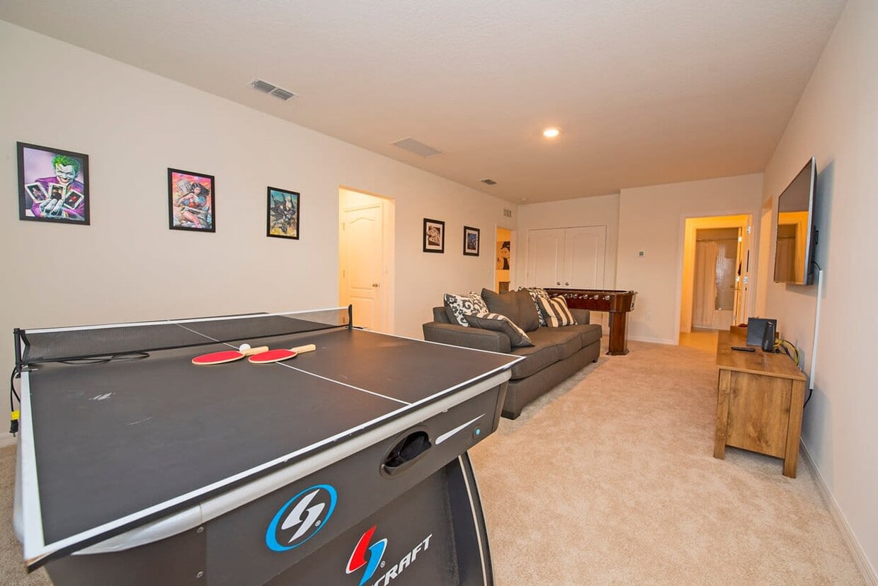 Foto principal - 5277 Oakbourne Ave