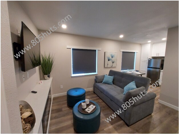 2035 Lassen Dr
