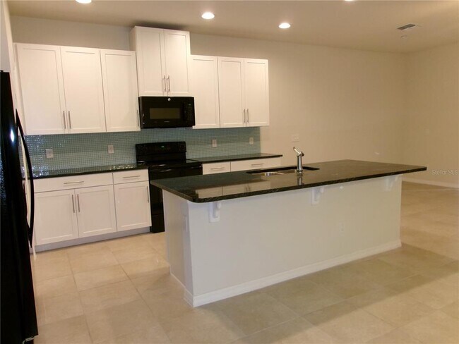 Foto del edificio - 7527 Aloma Pines Ct