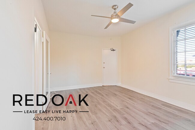 Foto del edificio - 649 N Rossmore Ave