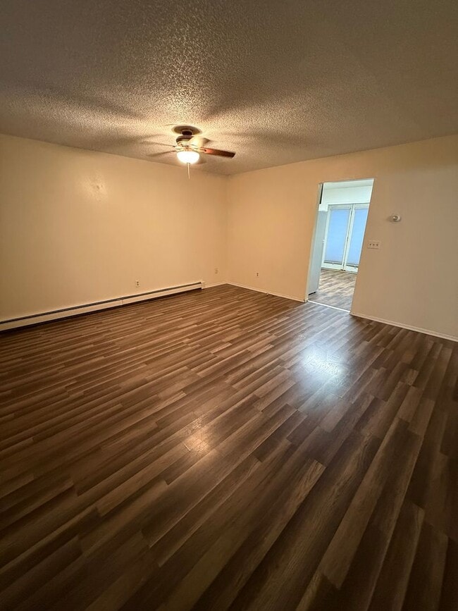 Foto del edificio - Biathalon Ave. (3588)