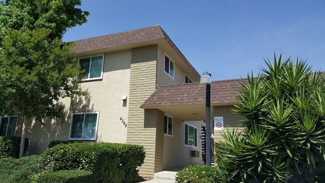 Building Photo - Enchanting 1bdr in Non-Smoking complex