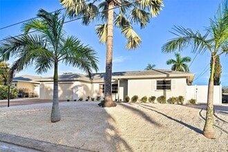 Building Photo - 4107 Coconut Terrace