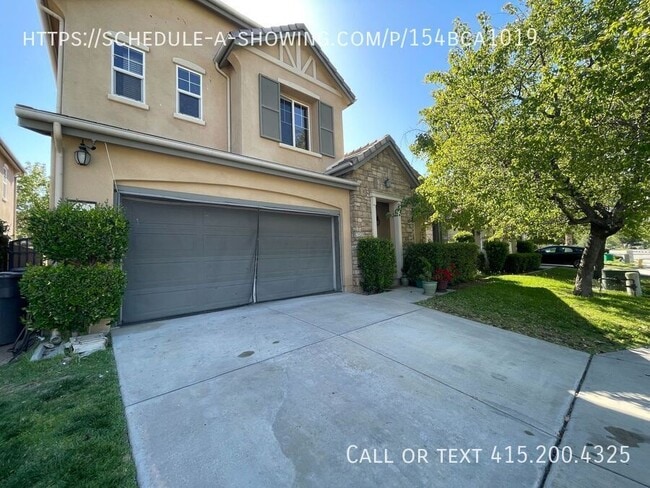Building Photo - 4176 Lake Cir Dr
