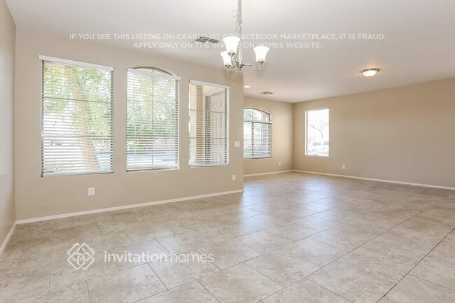 Foto del edificio - 4450 W Darrel Rd