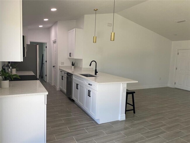 Foto del edificio - 805 E 6th St