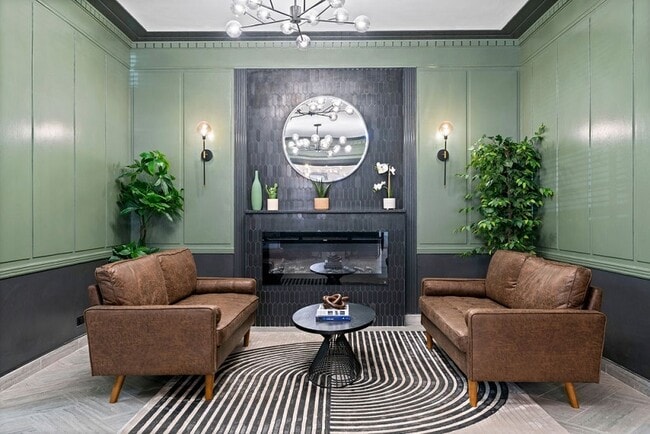 Foto del edificio - 6230 N Kenmore Ave