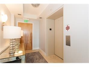 Foto del edificio - 19400 Turnberry Way